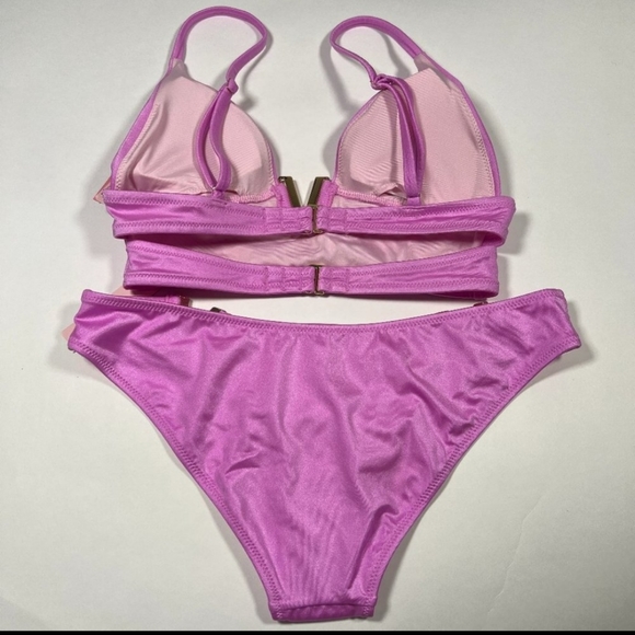 VS V Hardware Bralette Bikini 👙 Top with V Hardware Cheeky Bikini Bottom. SizeM - Picture 12 of 13
